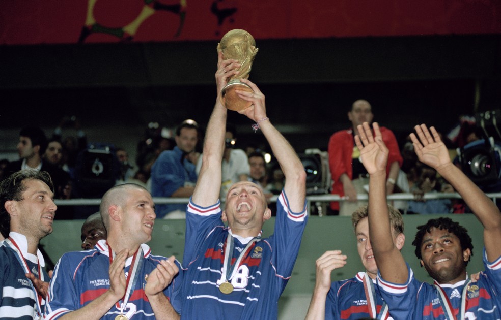 Frank Leboeuf foi campeão mundial com a França em 1998 — Foto: Shaun Botterill/Allsport/Getty Images