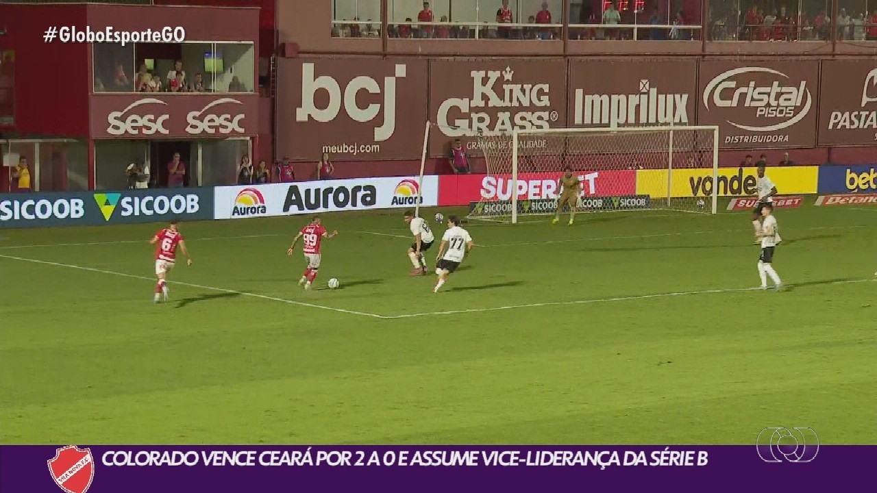 Caique Jesus deixa o Vila Nova após apenas 12 minutos em campo