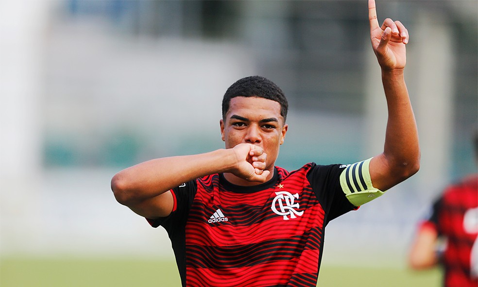 Igor Jesus comemora gol pela base do Flamengo — Foto: Gilvan de Souza/Flamengo