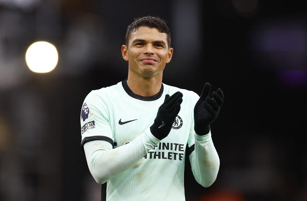 Thiago Silva ap�s vit�ria do Chelsea sobre Luton Town na Premier League � Foto: Action Images via Reuters/Peter Cziborra