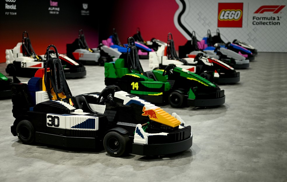 Karts de Lego para o GP da Grã-Bretanha da F1 — kart de Lego no paddock