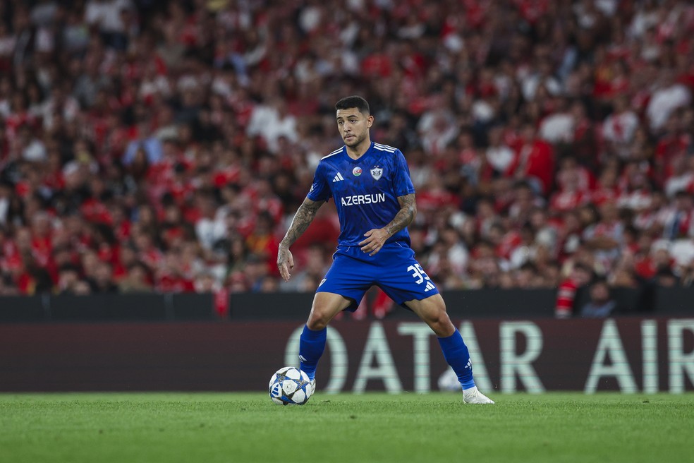 Pedro Bicalho no Qarabag — Foto: Carlos Rodrigues/Getty Images