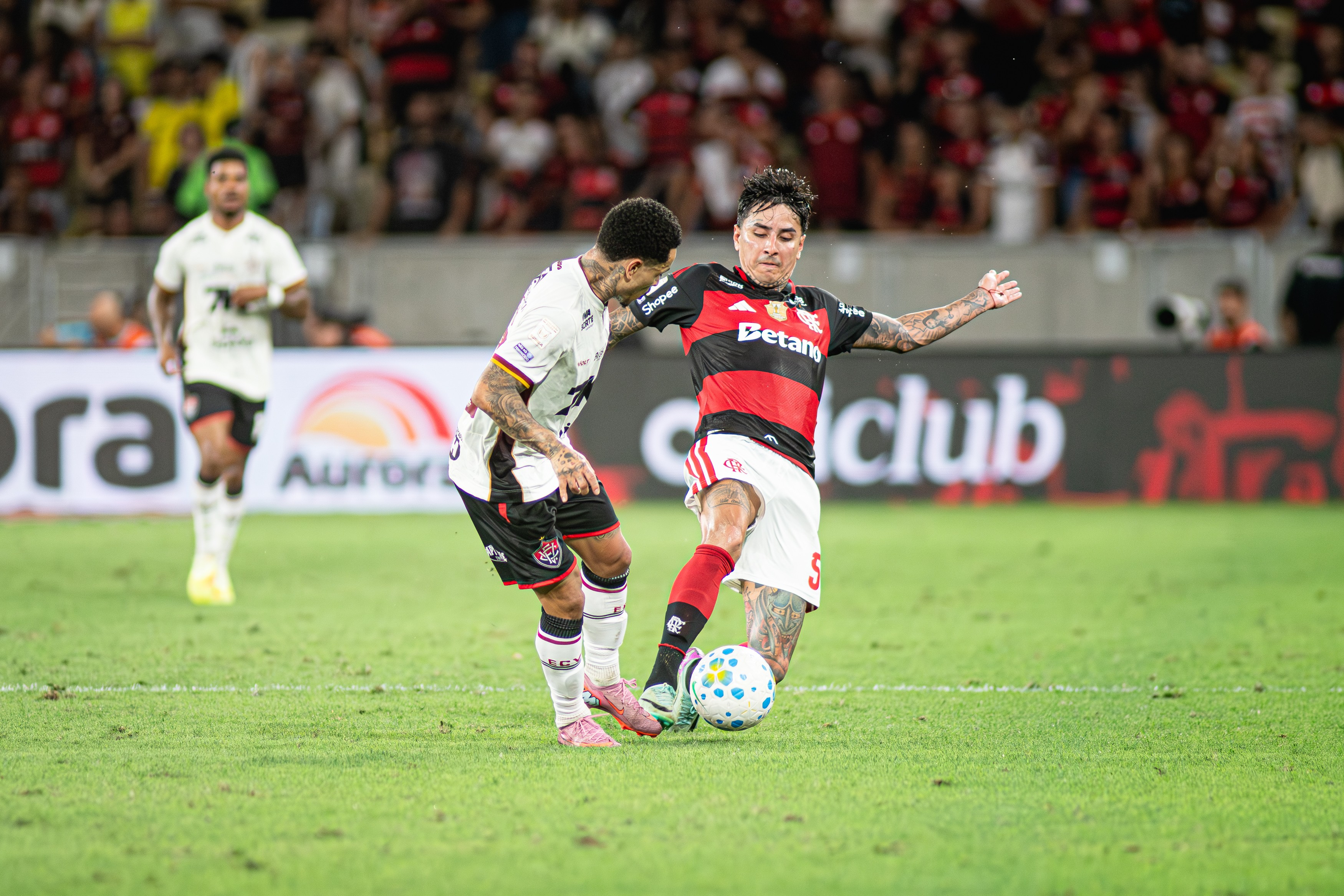 Flamengo 2 x 0 Vitória: assista aos gols e aos melhores momentos do jogo
