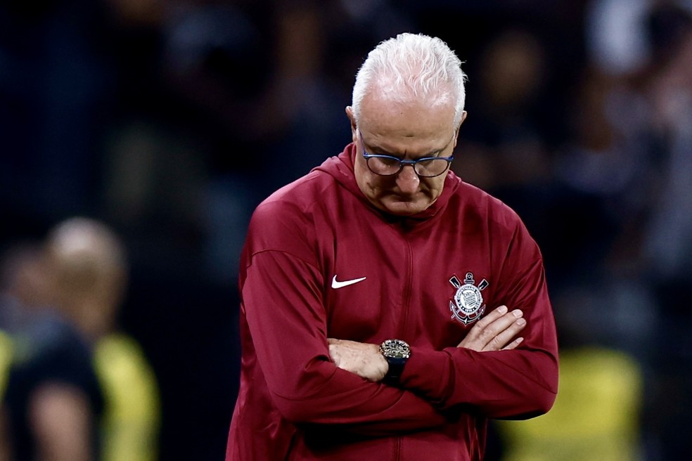 Dorival Júnior em Corinthians x Inter — Foto: Marcello Zambrana/AGIF