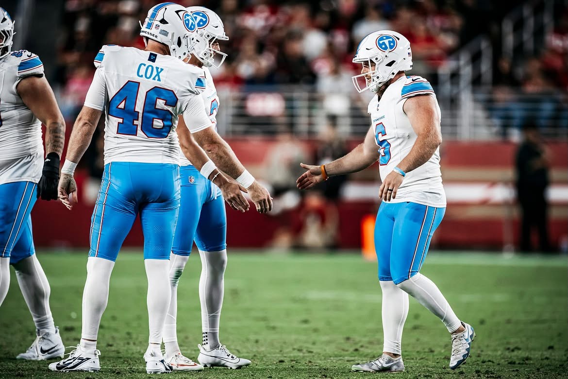 Titans viram sobre os atuais campeões Seahawks em jogo de pré-temporada da NFL