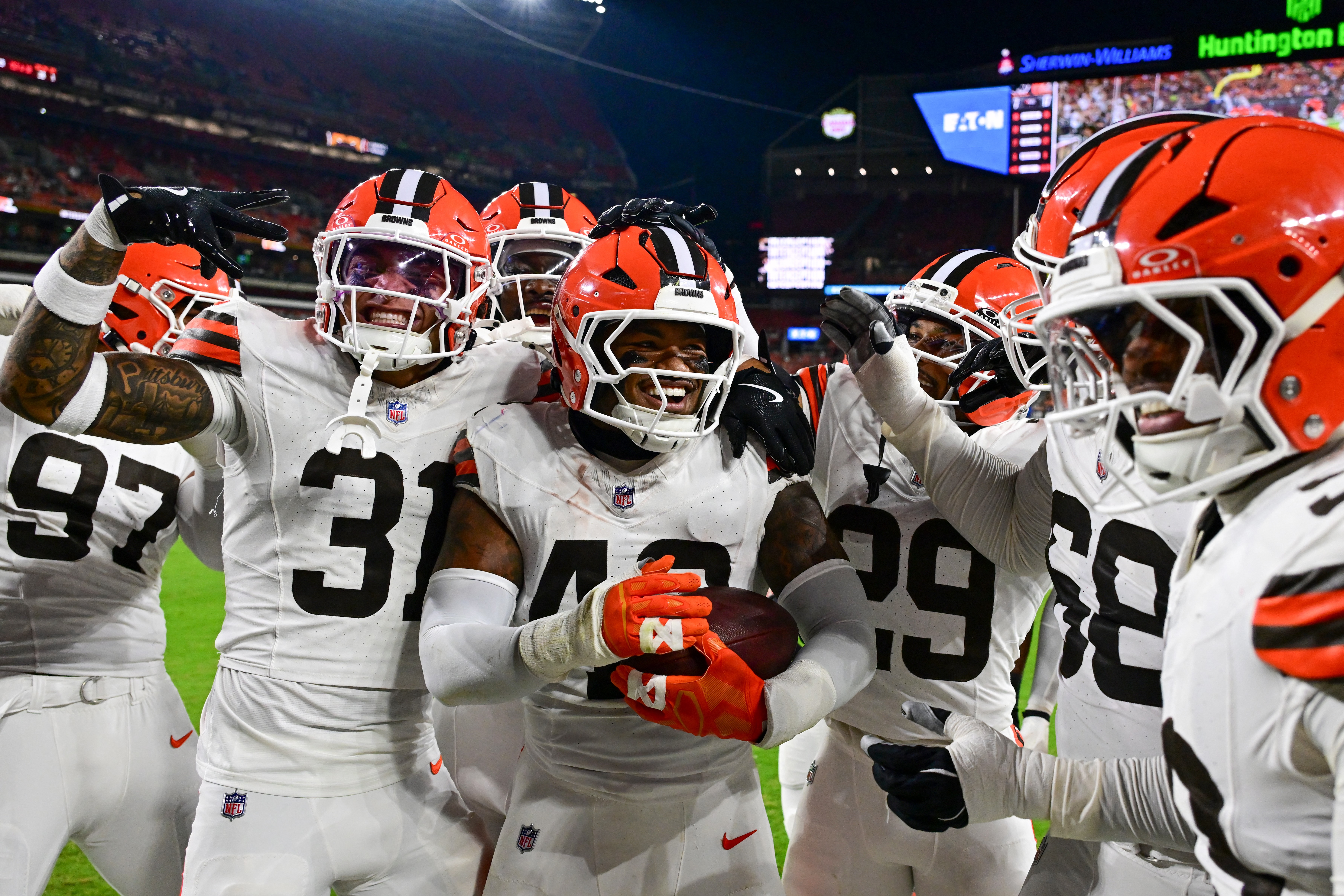 NFL: Ataque se impõe, e Browns dominam os Patriots pela pré-temporada