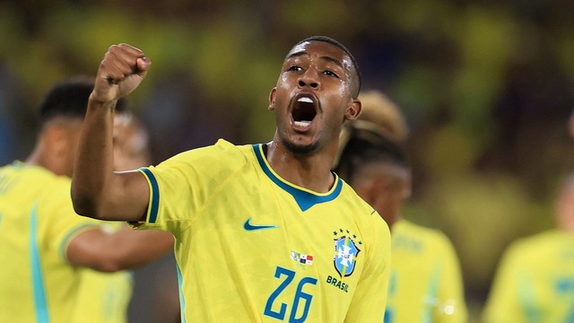 Rayan comemora gol marcado pelo Brasil no amistoso contra o Panamá