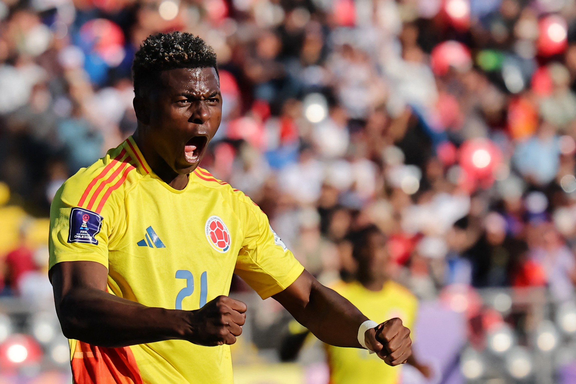 Reforço do Cruzeiro brilha com hat-trick na Espanha 