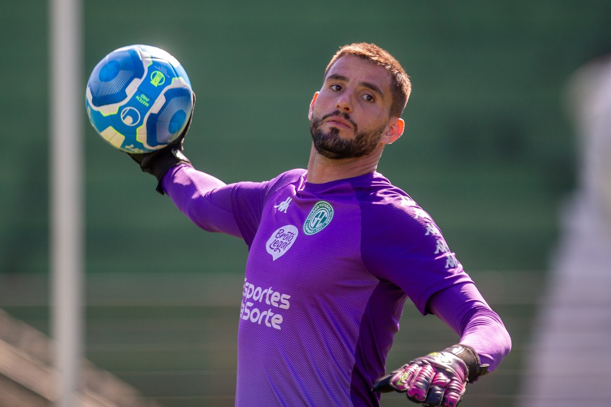 Pegorari é Relacionado E Guarani Fecha A Preparação Para Enfrentar O Ceará Com Dúvida No Gol 6458