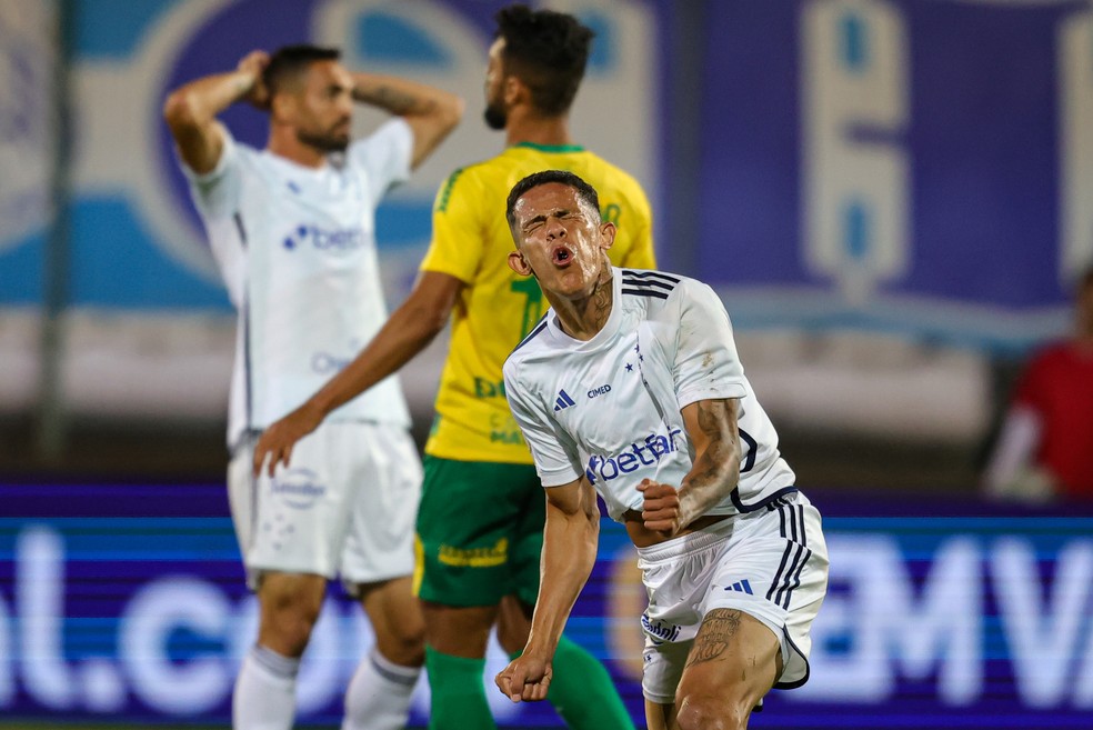 Cruzeiro x Cuiabá; Walisson  — Foto: Gilson Junio/AGIF