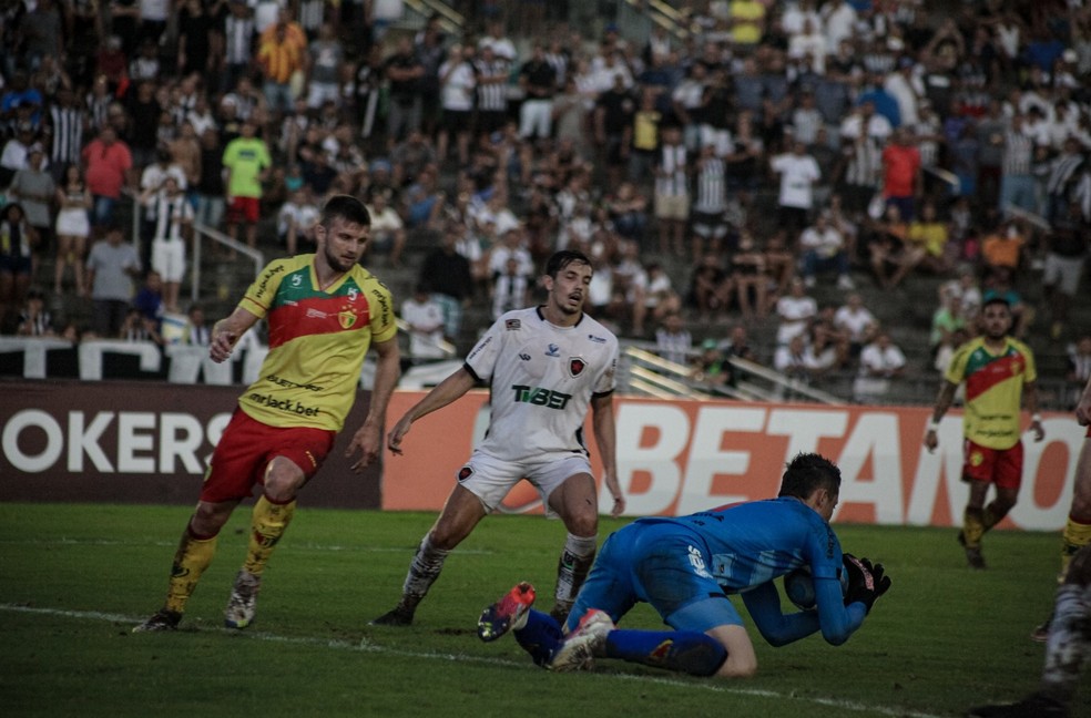 Botafogo da Paraíba - TIRA-DÚVIDAS DO BELO 📢🔥 Você ainda tem dúvidas em  relação à entrada no Almeidão no próximo sábado? Confere aí embaixo as  respostas para as principais questões. 💬 Tomei