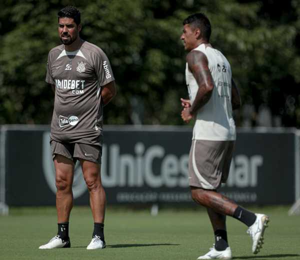 Con el regreso de Antonio Oliveira, Corinthians se entrena de cara al amistoso contra Santos |  Corinto