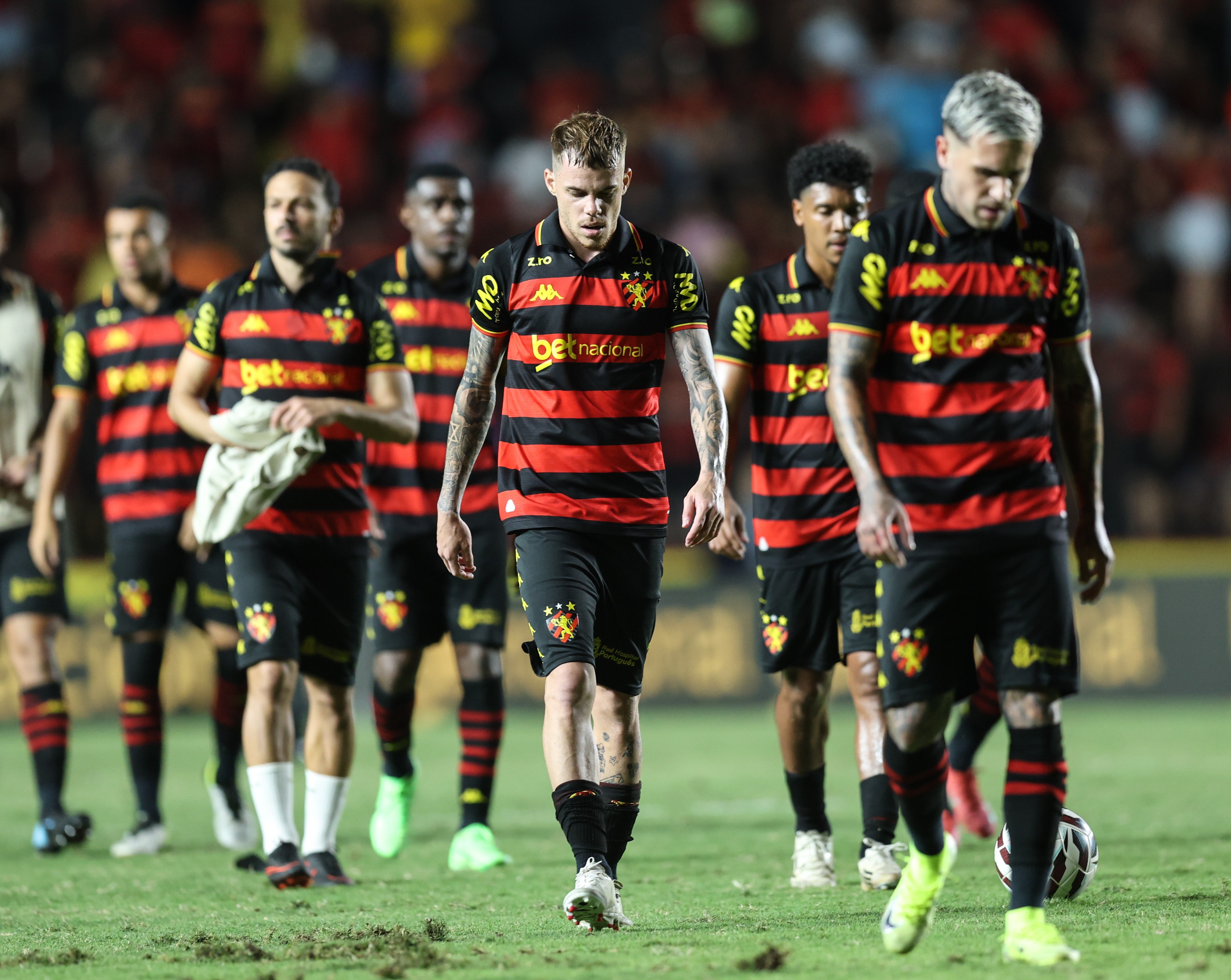 Sport fecha primeiro turno com a 3ª pior campanha do clube na Série B de pontos corridos; veja números