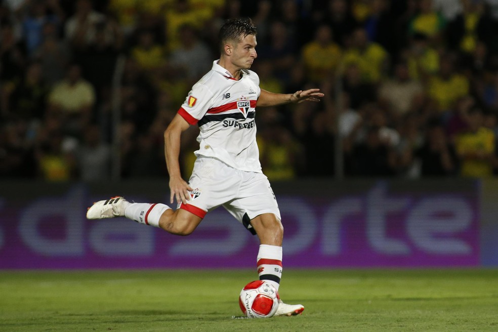 Galoppo marca de pênalti em São Paulo x Mirassol — Foto: Miguel Schincariol/Saopaulofc.net