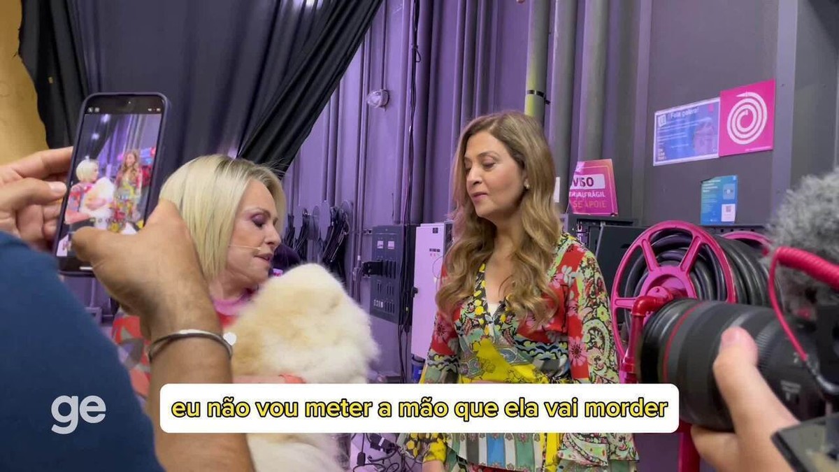 Bastidores da Entrevista com Leila, do Palmeiras: Coxinhas, Babyliss e Ligação Materna