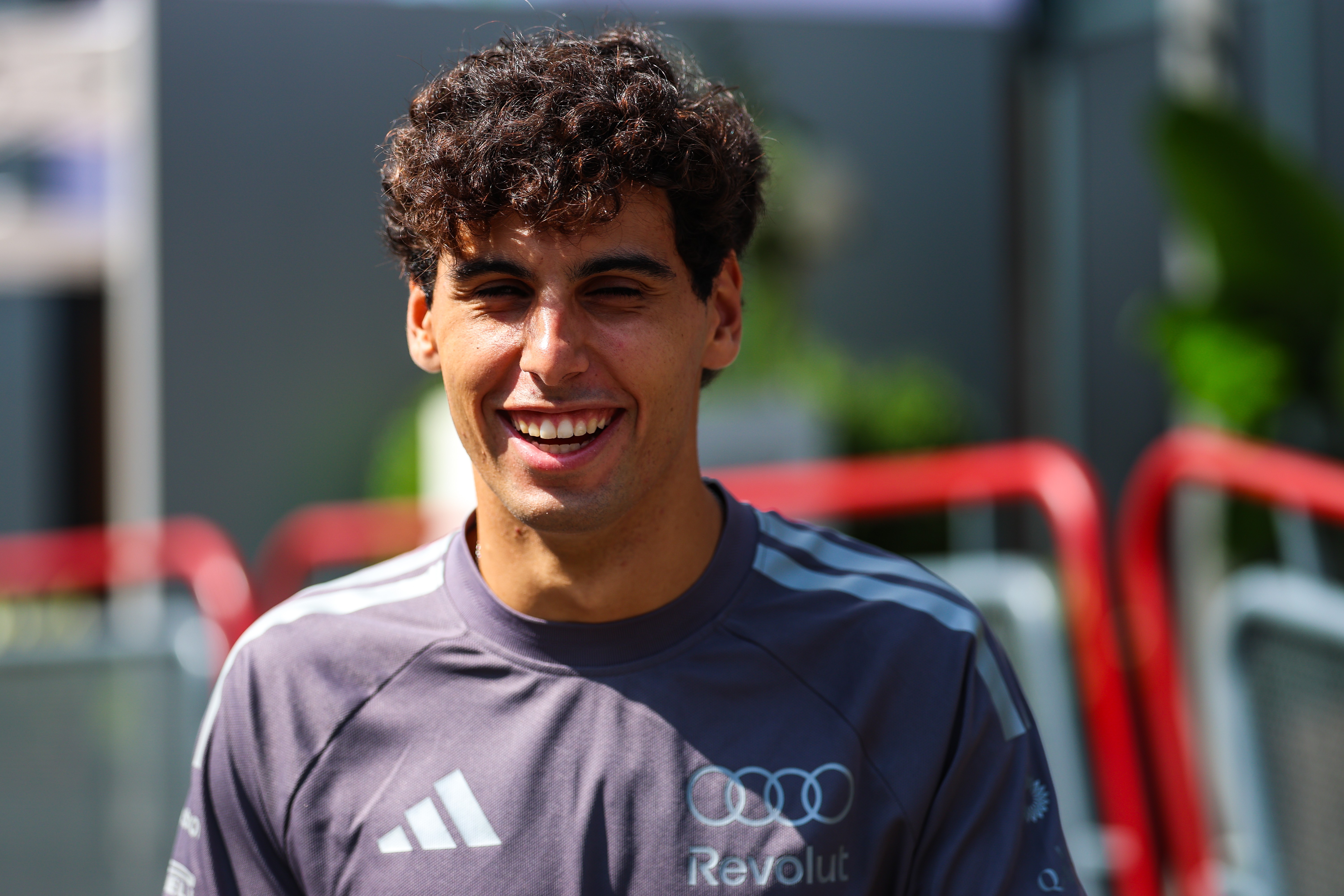 Bortoleto elogia novidades no carro da Audi, mas diz que Baku não deve mostrar todo potencial