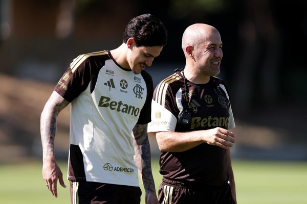 Leonardo Jardim ganha reforços e define titulares do Flamengo! Confira a provável escalação