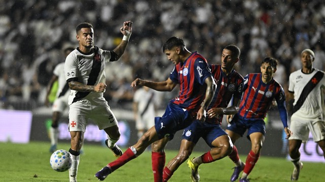 Bahia vence o Vasco em São Januário