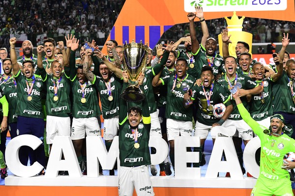 Com 2 títulos, Palmeiras completará 50 jogos na temporada; veja números -  PTD