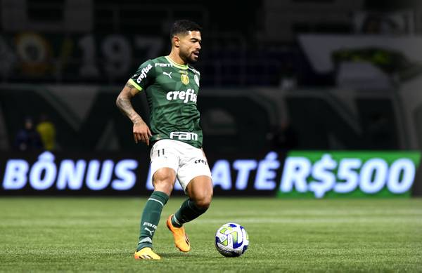 Palmeiras negocia venda de Bruno Tabata para clube do Catar