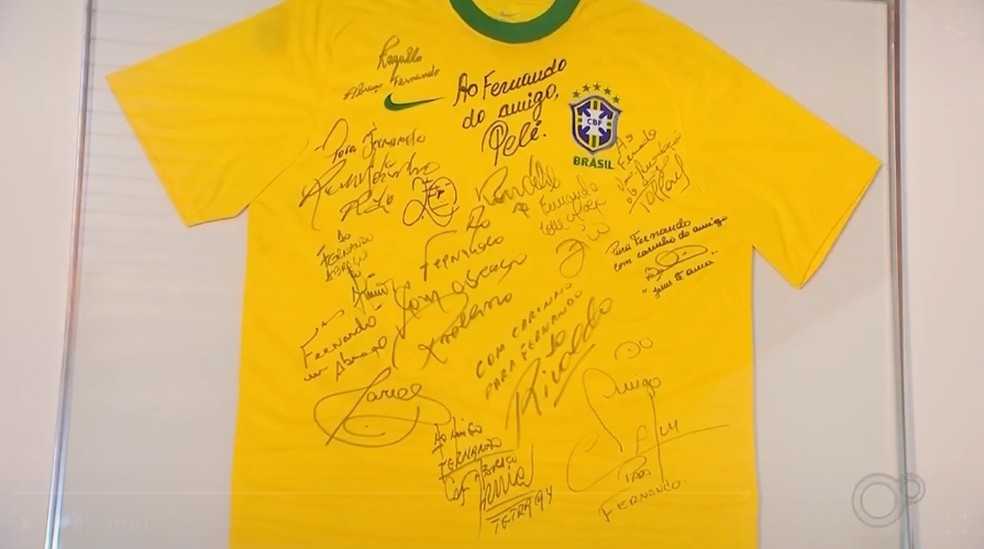 Camisa Seleção Brasileira – 1994 – Autografada por Romário – Play For a  Cause
