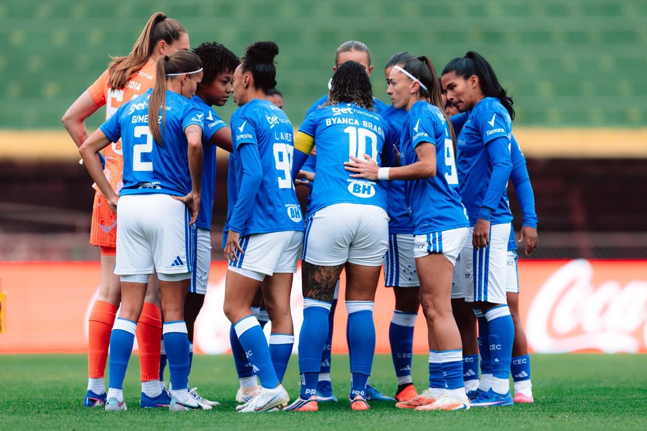 Sem titular e com reforço, Cruzeiro divulga lista de jogadoras inscritas para a Libertadores