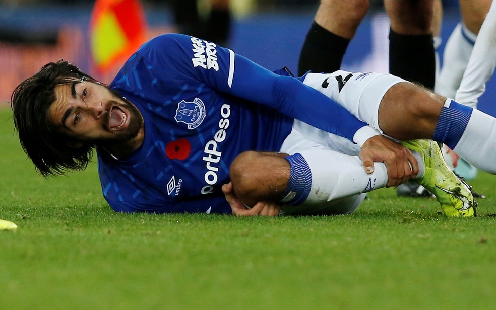 Em jogo marcado por lesão grave de André Gomes, Everton e Tottenham ficam  no empate no Inglês - Lance!