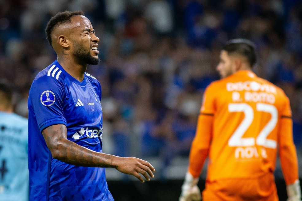 Rafa Silva deixou o Cruzeiro após expulsão polêmica — Foto: Fernando Moreno/AGIF