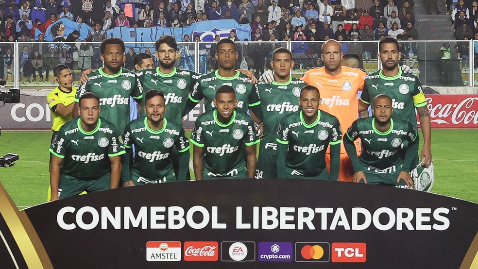 Em jogo de duas expulsões, Palmeiras perde de virada para o Bolívar na  Libertadores - ISTOÉ Independente