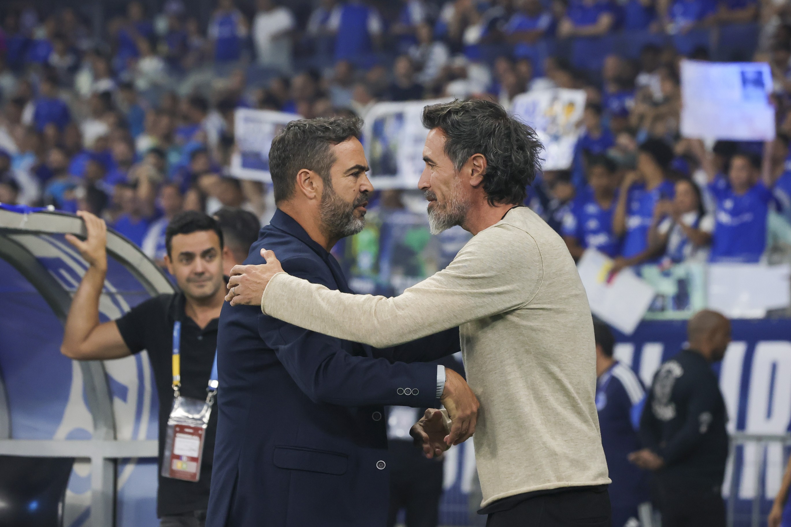 Quem está pior leva a melhor? Atlético-MG e Cruzeiro chegam a clássico em cenário raro