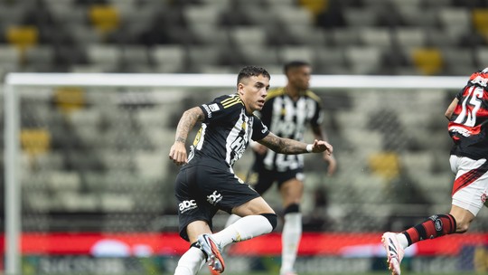 Com renovação travada no Atlético-MG, Saravia caminha para deixar o clube no fim do ano