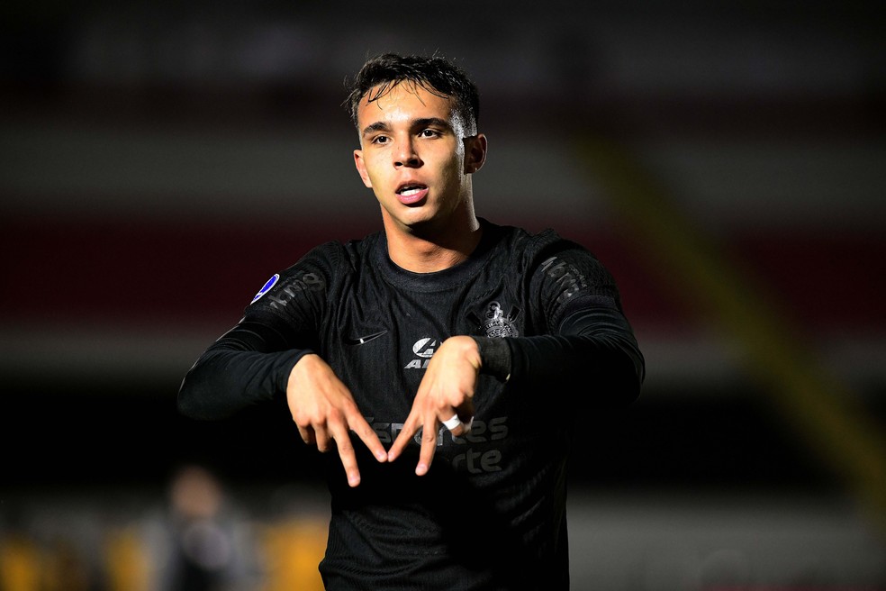 LEMBRA DELE? Ex-Corinthians reforça time da Itália