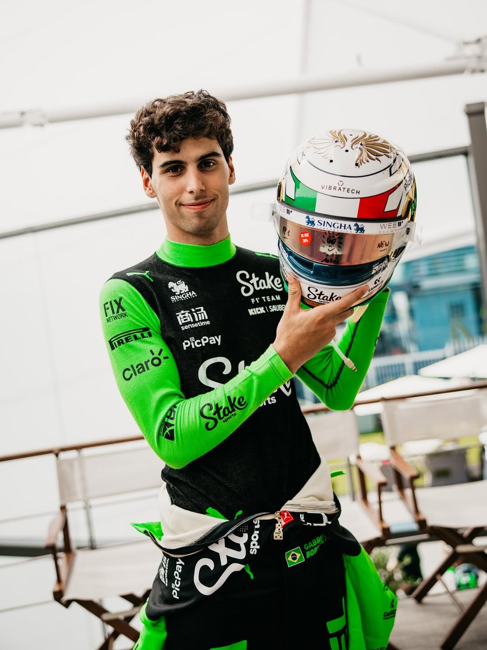 Gabriel Bortoleto revela capacete que usará no GP da Itália