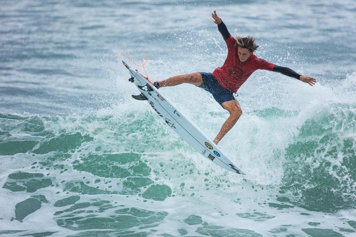 ブラジル人サーファーがISAジュニアで外国チームのコーチに就任 | サーフィン