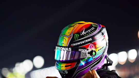 Funcionários da F1 têm bandeiras LGBTQIA+ removidas no Bahrein