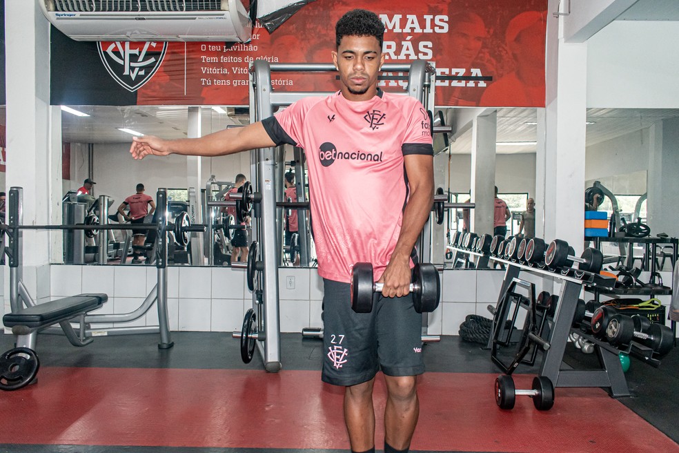 Marco Antônio em treino do Vitória — Foto: Victor Ferreira/EC Vitória