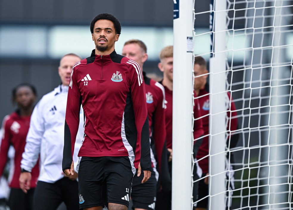 MUITO ALTO? Possível salário de Jamal Lewis gera repercussão nos bastidores do São Paulo