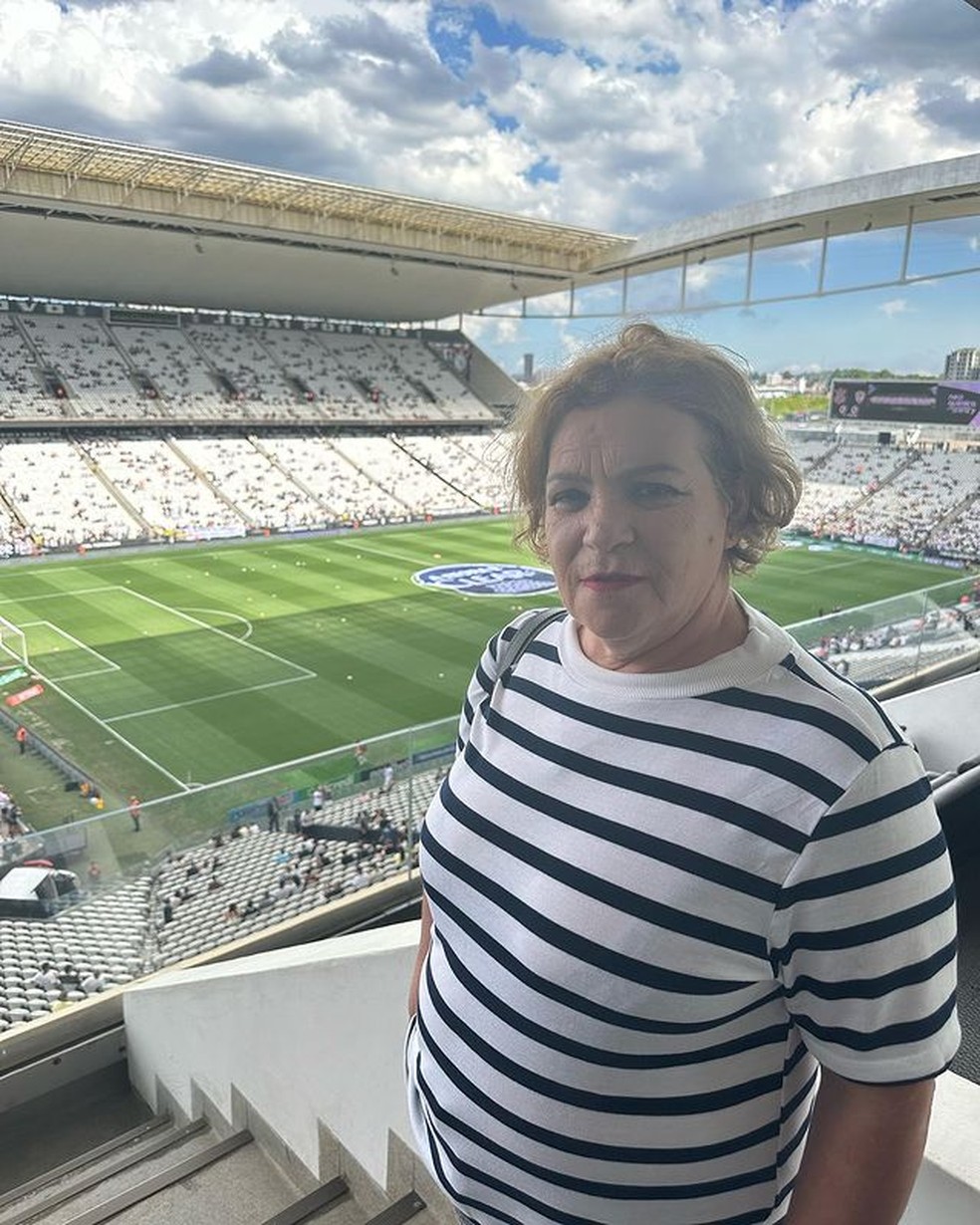 Ana Vicente, sogra de António e mãe de Márcia, esteve na Neo Química Arena — Foto: Arquivo Pessoal