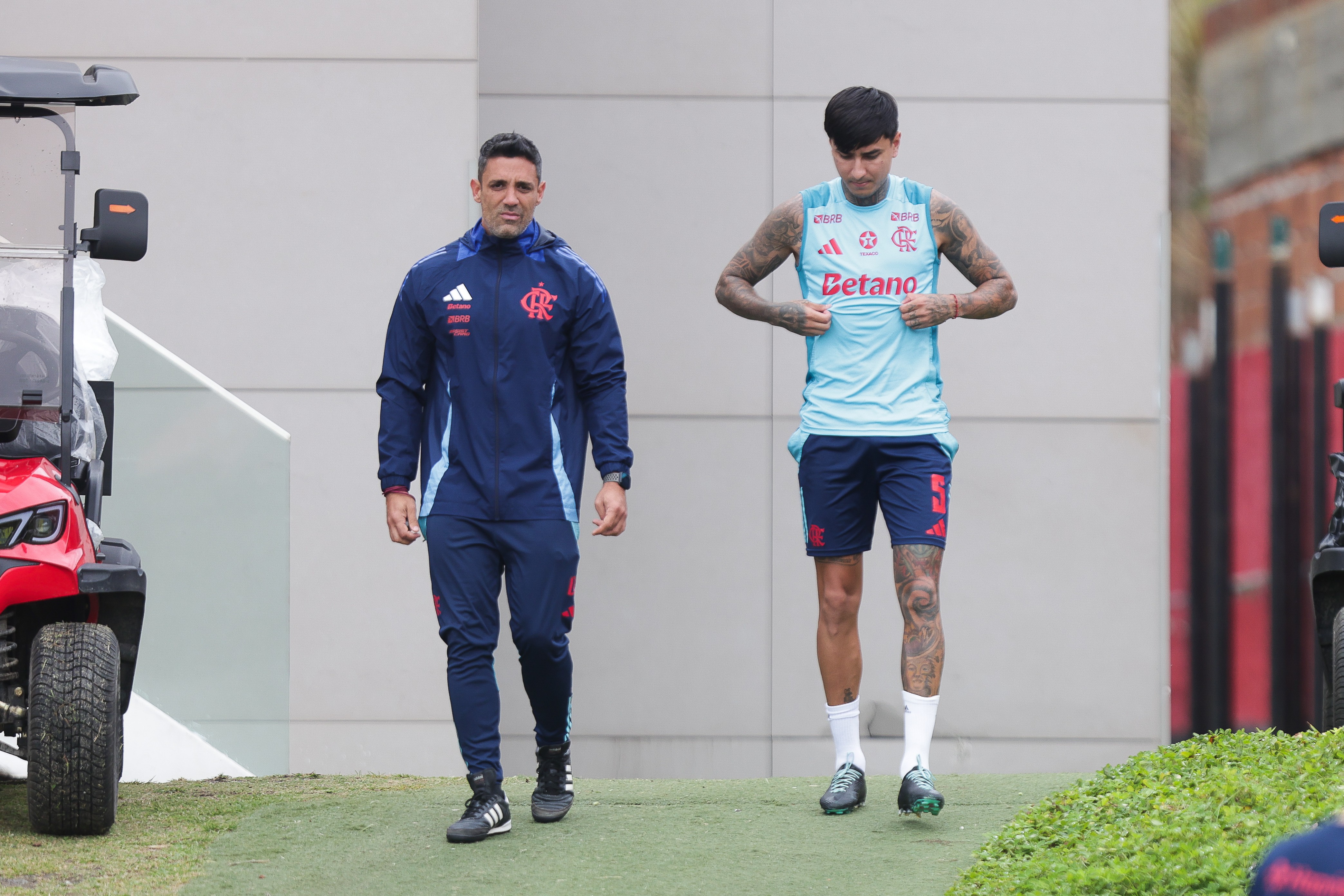 Com Pulgar, torcida do Flamengo escala time ideal para enfrentar Botafogo; veja mais votados