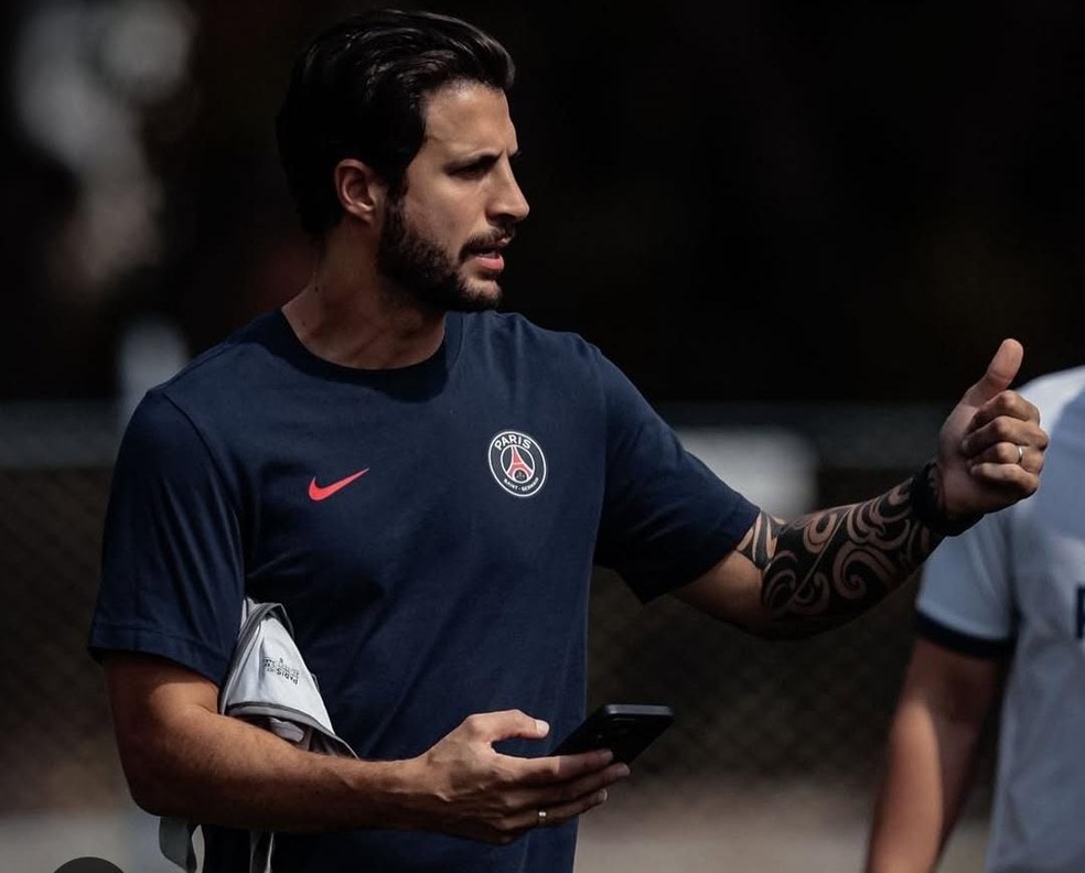 Hudson Santos é dono da PSG Academy em Juiz de Fora