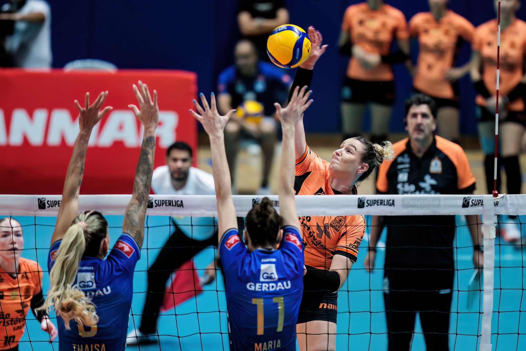 Minas x Osasco pela semifinal da Superliga Feminina: onde assistir, horário e mais