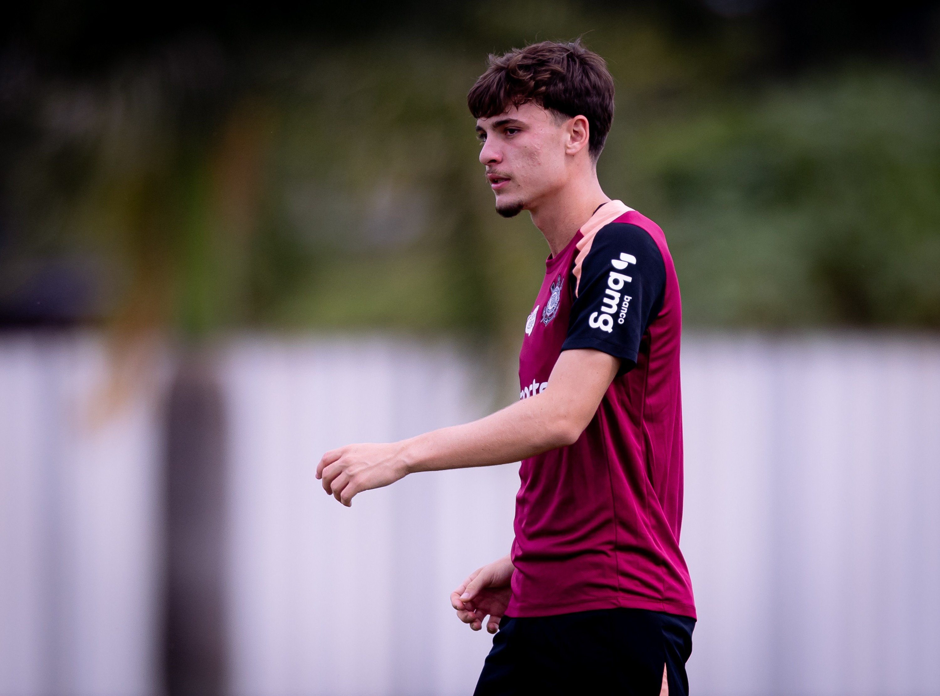 Treino do Corinthians: Bidon sofre trauma, e Carrillo volta a ser desfalque no CT