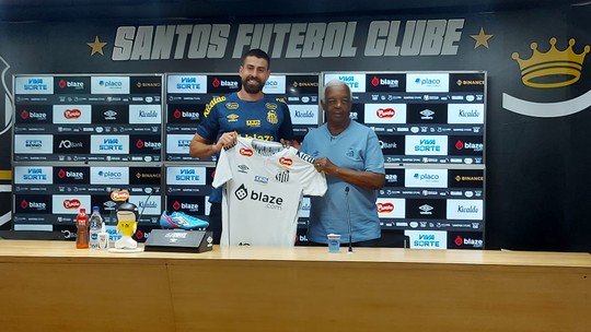 Luan Peres se coloca à disposiçãogrupo do sportingbetCarille no Santos: "Domingo ou quinta estou apto"