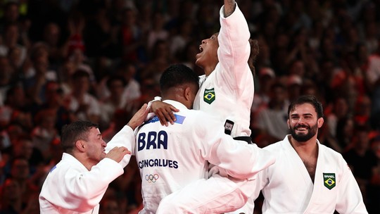 Em nova redenção, Rafaela Silva se refaz em cinco dias e leva Brasil ao bronze: "Queria muito lutar de novo"