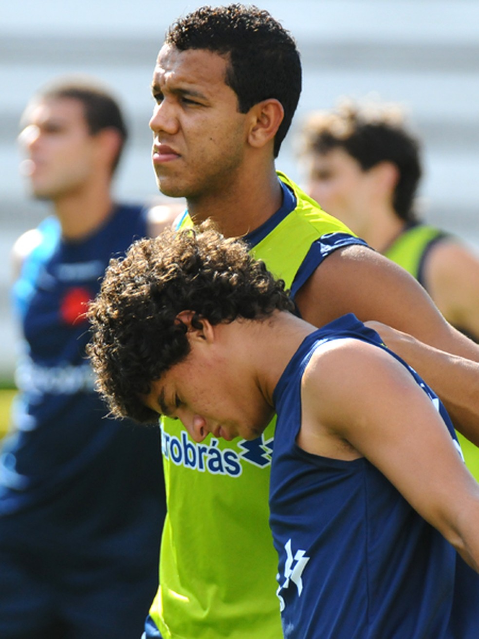 Souza e Philippe Coutinho em a��o pelo Vasco em 2010 � Foto: Divulga��o / CRVG