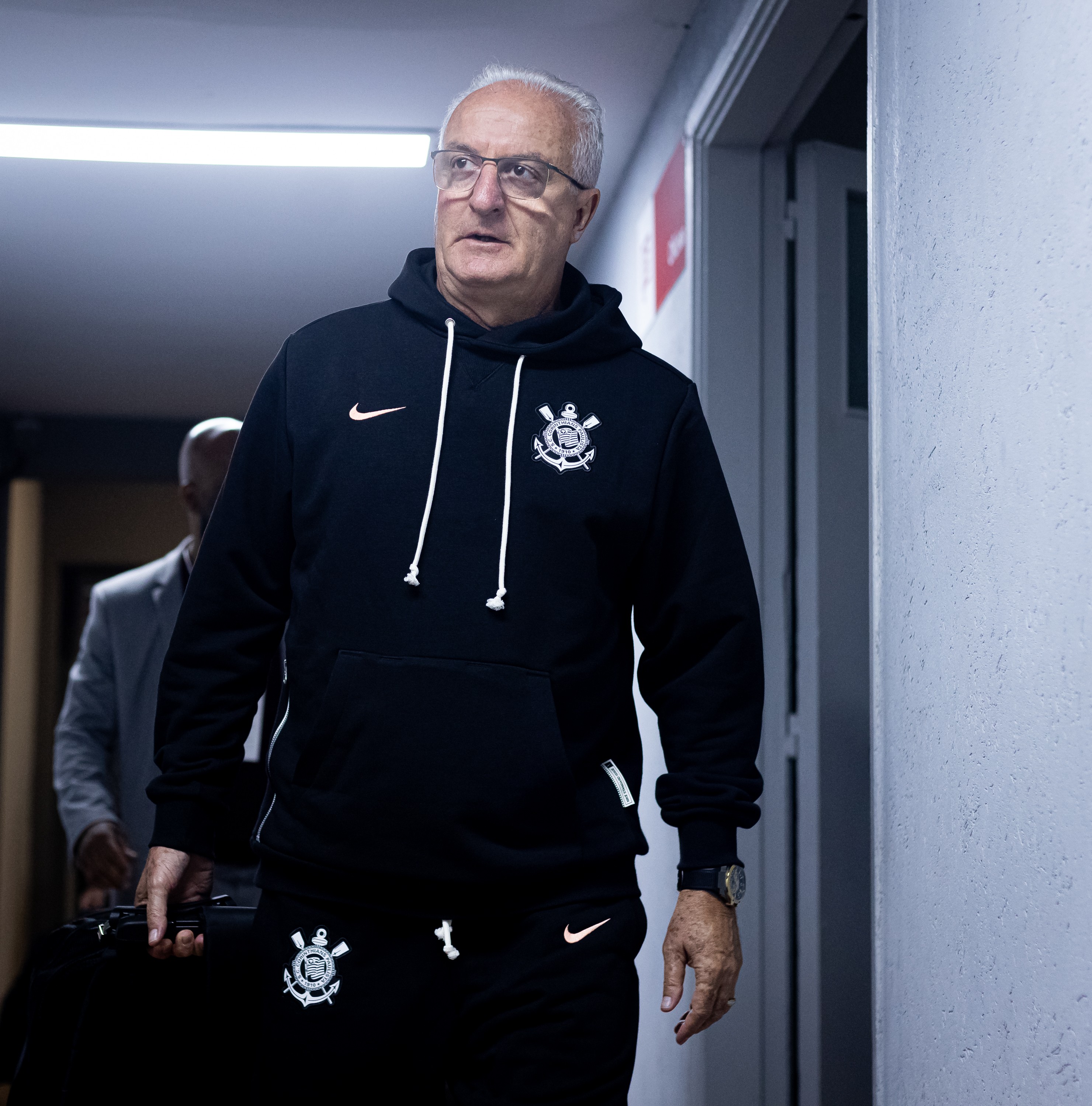 Dorival Júnior é o Décimo Técnico do Corinthians Durante a Era de Abel Ferreira.