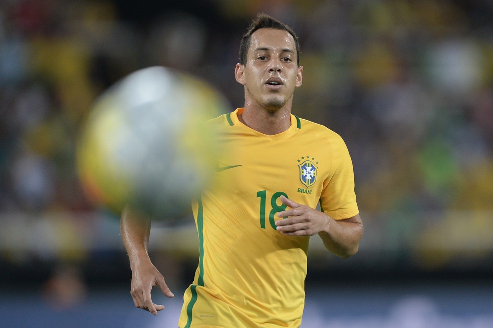 Rodriguinho teve chance na Seleção em 2018 — Foto: Pedro Martins/MoWA Press