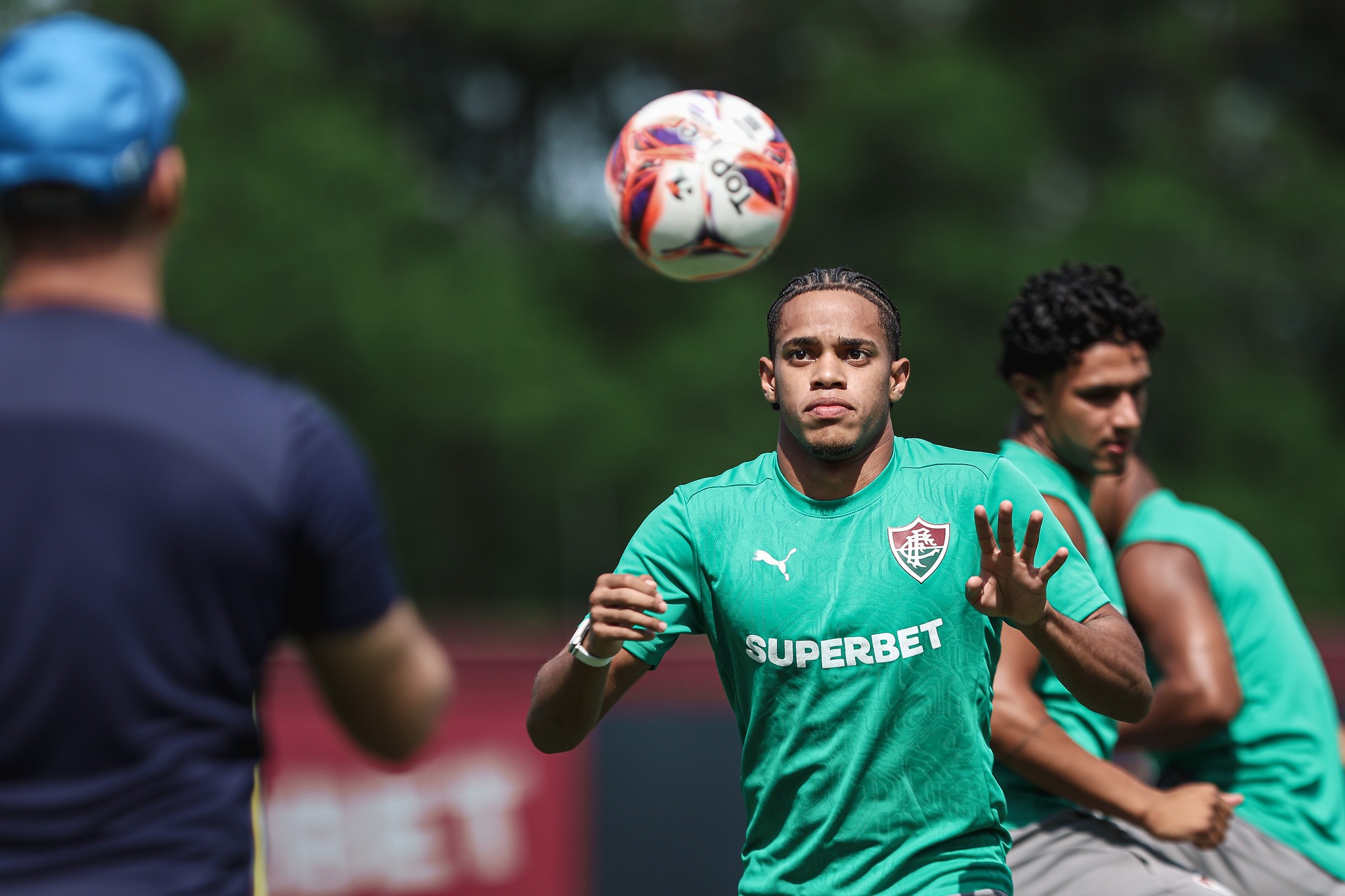 Joia do Fluminense, Matheus Reis avança em recuperação e se aproxima de retorno