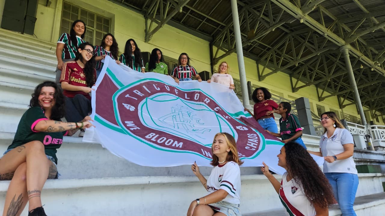Tricoflores: Mulheres Transformam Estigma em Comunidade no Fluminense