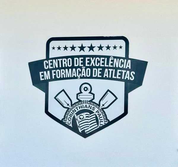 Em áudios, ex-funcionário do Corinthians teve conversas de teor sexual com menores de idade